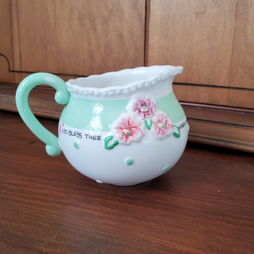 Susan Branch 2002 Michel & Company Creamer - The Good Life pattern